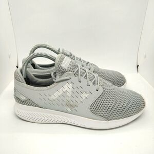 New Balance FuelCore Coast V3 Running Shoes Sneakers‎ Women's Size 8.3 B Silver